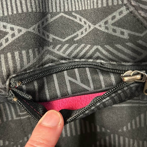 Billabong - Picture 6 of 7